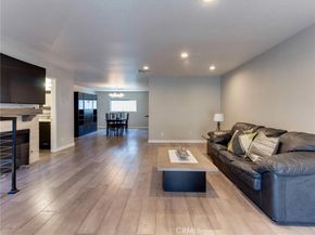 2298 Rose Avenue 110, Signal Hill CA 90755