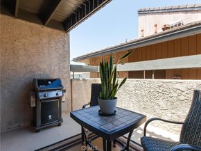 2298 Rose Avenue 110, Signal Hill CA 90755