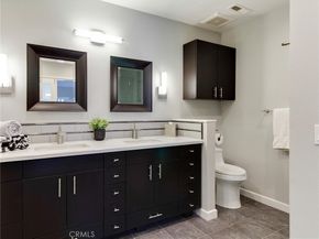 2298 Rose Avenue 110, Signal Hill CA 90755