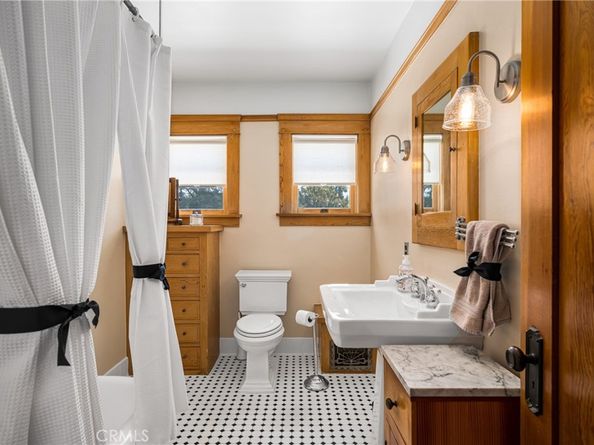 155 N Cleveland Street, Orange CA 92866