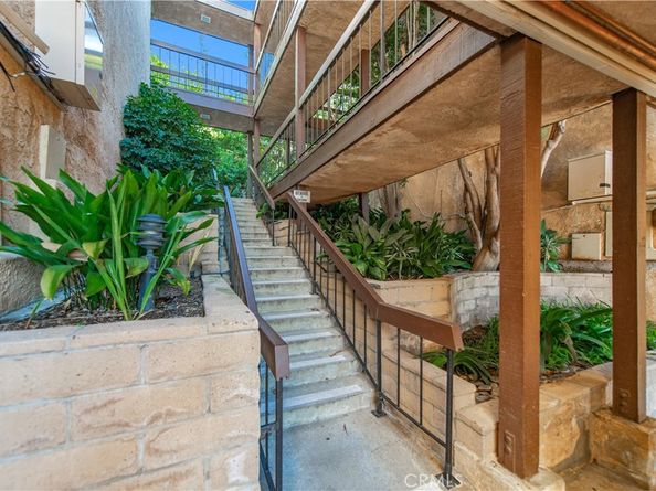 2240 N Legion Drive 217, Signal Hill CA 90755