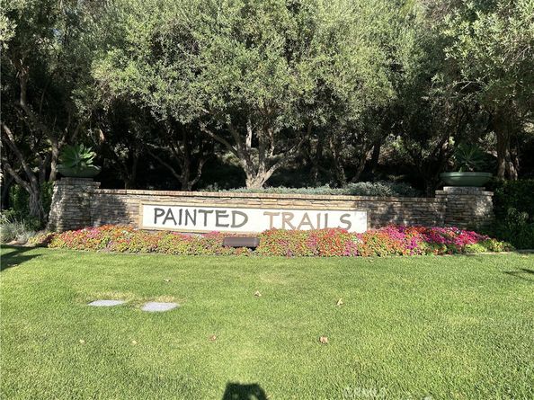 401 Knoll Lake Lane, Mission Viejo CA 92692