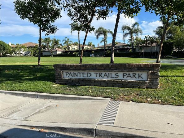 401 Knoll Lake Lane, Mission Viejo CA 92692