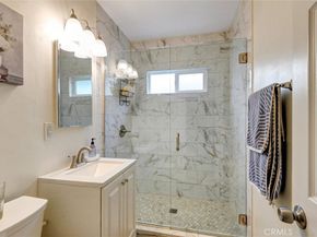 1001 N Hanover Pl, Anaheim CA 92801