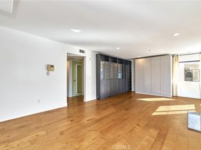 1036 S Serrano 105, Los Angeles CA 90006