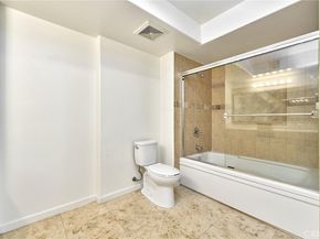 1036 S Serrano 105, Los Angeles CA 90006