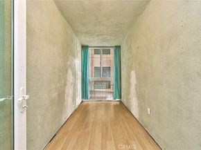 1036 S Serrano 105, Los Angeles CA 90006