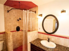 121 W Fairview, Inglewood CA 90302