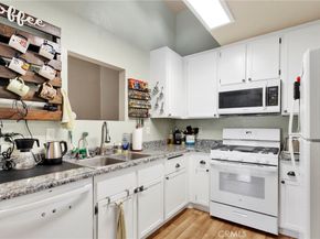 8423 Western Trail H, Rancho Cucamonga CA 91730