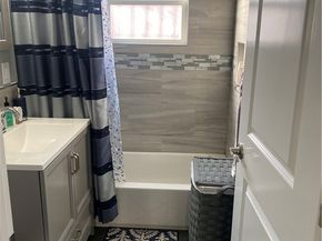 2511 Exposition, Los Angeles CA 90018