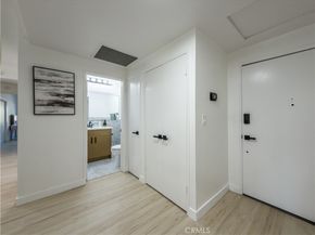 1944 Glendon 209, Los Angeles CA 90025