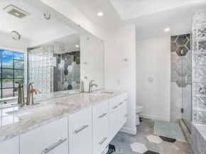 2481 S Bundy Drive, Los Angeles CA 90064