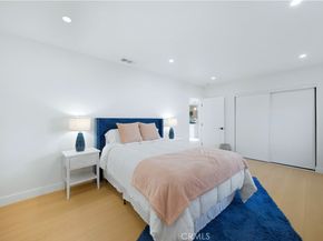 5104 8th Avenue, Los Angeles CA 90043