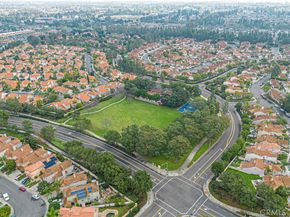 55 Alicante Aisle, #62, Irvine CA 92614