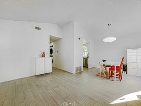 55 Alicante Aisle, #62, Irvine CA 92614