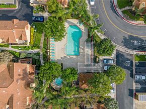 55 Alicante Aisle, #62, Irvine CA 92614