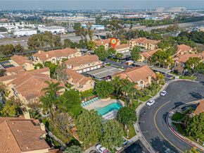 55 Alicante Aisle, #62, Irvine CA 92614