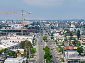 2614 S Garth, Los Angeles CA 90034