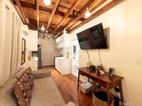 1301 Seward, Los Angeles CA 90028