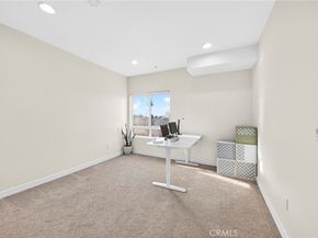 2321 W 10th Street 402, Los Angeles CA 90006