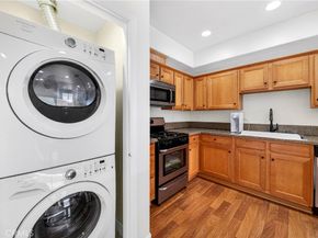 2321 W 10th Street 402, Los Angeles CA 90006