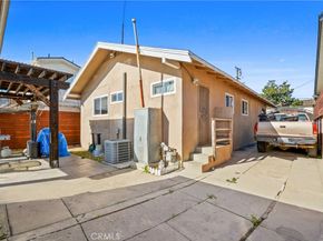 9424 Los Angeles, Bellflower CA 90706
