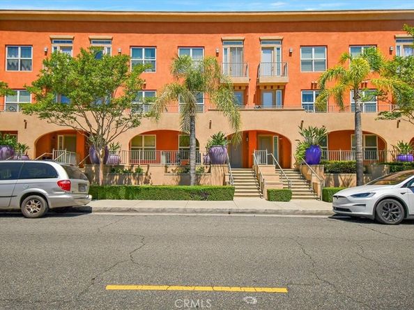 89 E Commonwealth Avenue 1I, Alhambra CA 91801