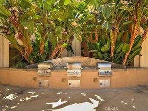 89 E Commonwealth Avenue 1I, Alhambra CA 91801