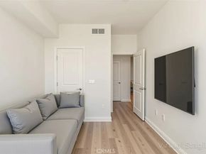 89 E Commonwealth Avenue 1I, Alhambra CA 91801