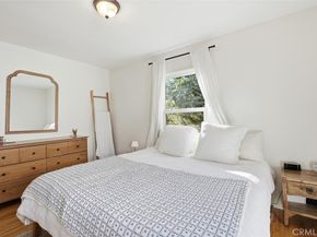 2324 Roycroft Avenue, Long Beach CA 90815