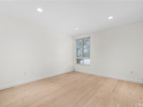 5257 Radford Ave 101, Valley Village CA 91607