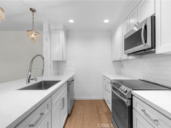 5257 Radford Ave 101, Valley Village CA 91607