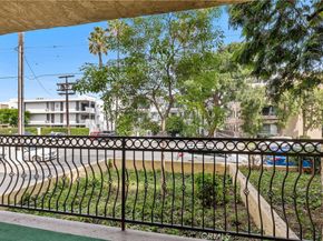 5257 Radford Ave 101, Valley Village CA 91607