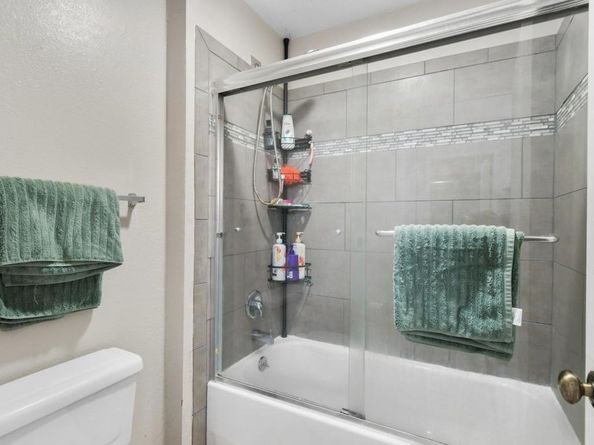 3015 Plaza Leonardo, Bonita CA 91902