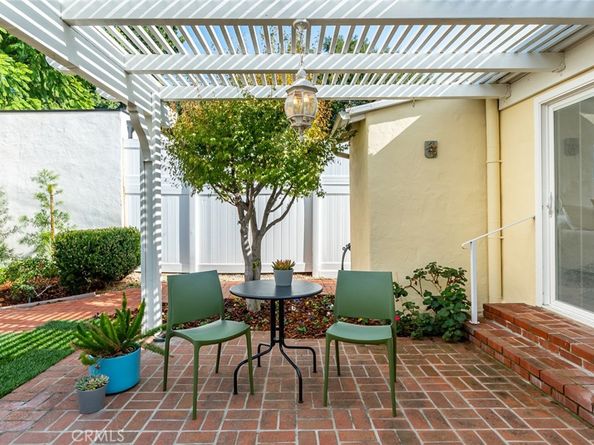 1737 Opechee Way, Glendale CA 91208