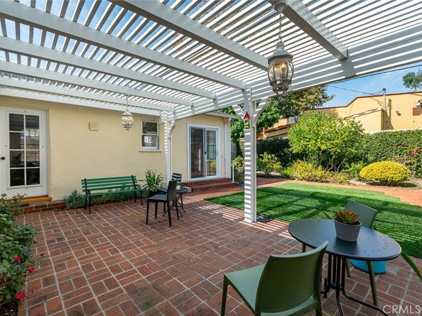 1737 Opechee Way, Glendale CA 91208