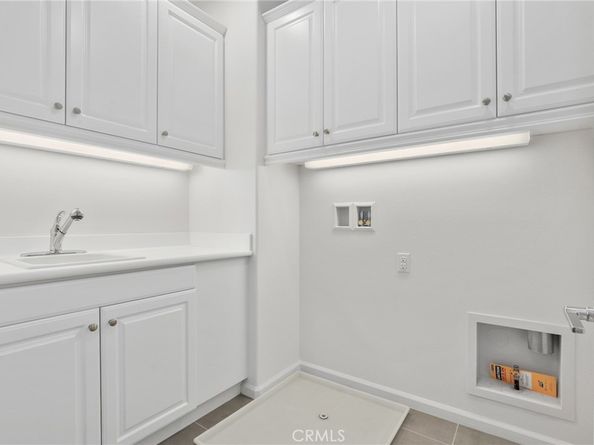 676 E Desert Willow Road, Azusa CA 91702