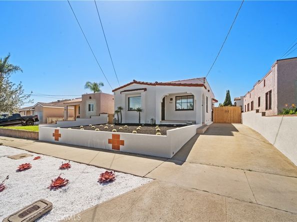 981 W Elberon Avenue, San Pedro CA 90731