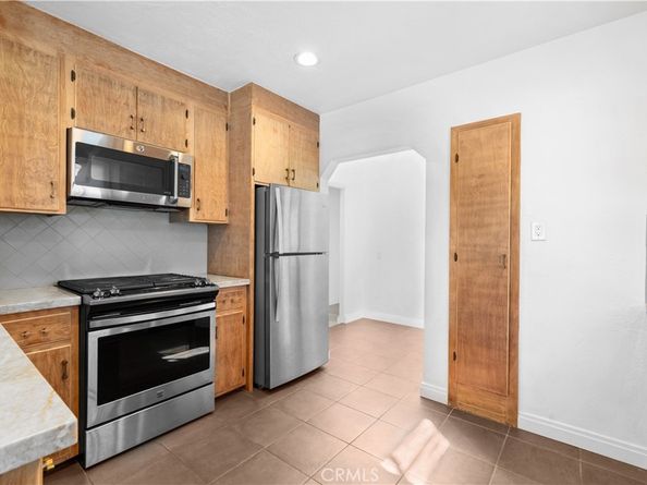 981 W Elberon Avenue, San Pedro CA 90731