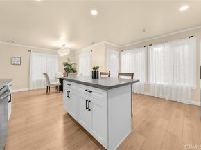 1081 Loma Avenue, Long Beach CA 90804