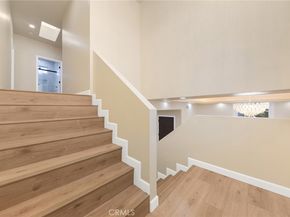 1081 Loma Avenue, Long Beach CA 90804