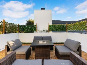1081 Loma Avenue, Long Beach CA 90804