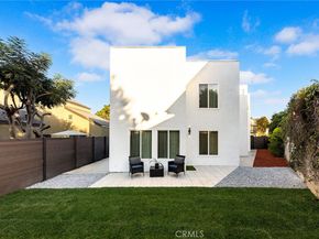 1081 Loma Avenue, Long Beach CA 90804