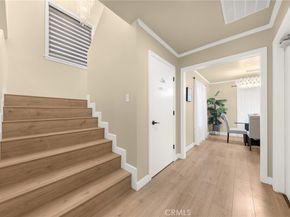 1081 Loma Avenue, Long Beach CA 90804