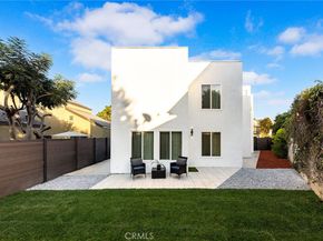 1081 Loma Avenue, Long Beach CA 90804