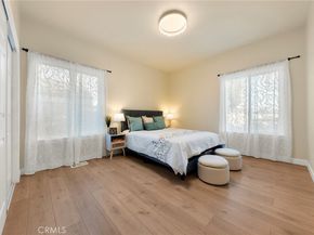 1081 Loma Avenue, Long Beach CA 90804