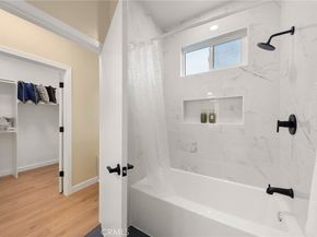 1081 Loma Avenue, Long Beach CA 90804