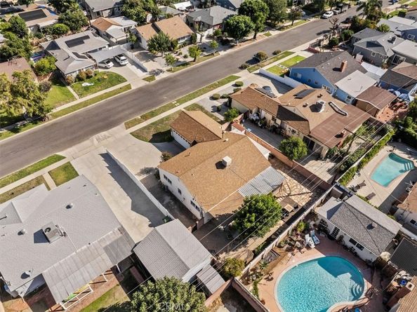 8131 Garden Grove, Reseda CA 91335