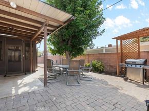 8131 Garden Grove, Reseda CA 91335