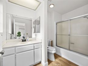 154 N Meridith Avenue 8, Pasadena CA 91106